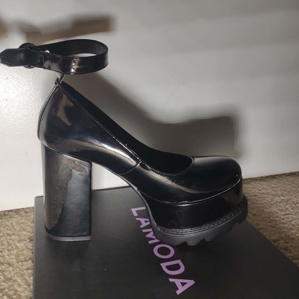 Black High Heels